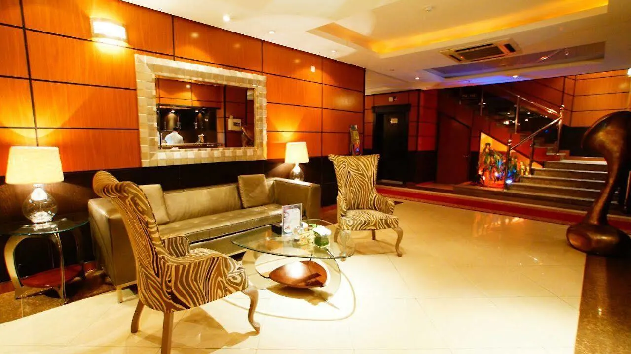 Almuhaidb Al Takhasosi Suites Riyadh